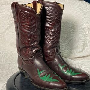 Men's Western Leather Boots with Green Leaf Design Maybe size 10